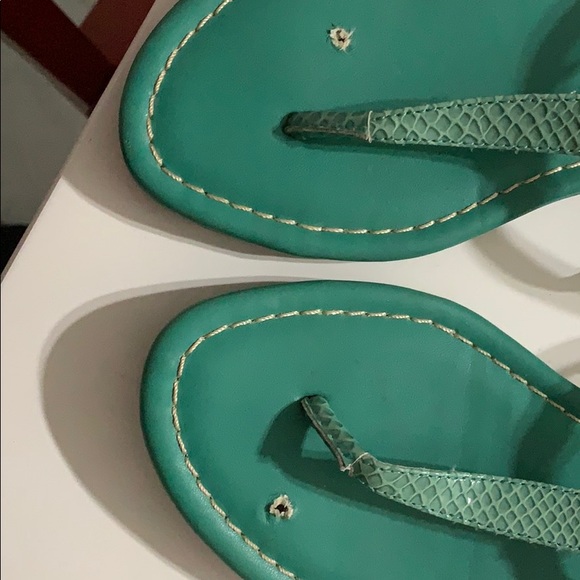 Vince Camuto turquoise sandal - Picture 5 of 5